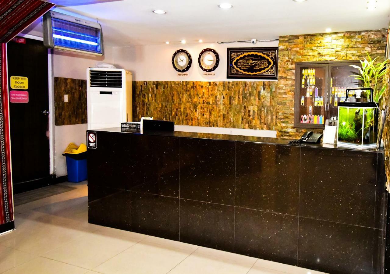 Casa Blanca Apartment Манила Экстерьер фото